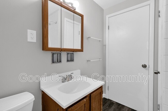 Building Photo - 5451 Creekside Ct