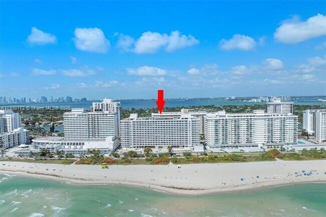 Building Photo - 5555 Collins Ave