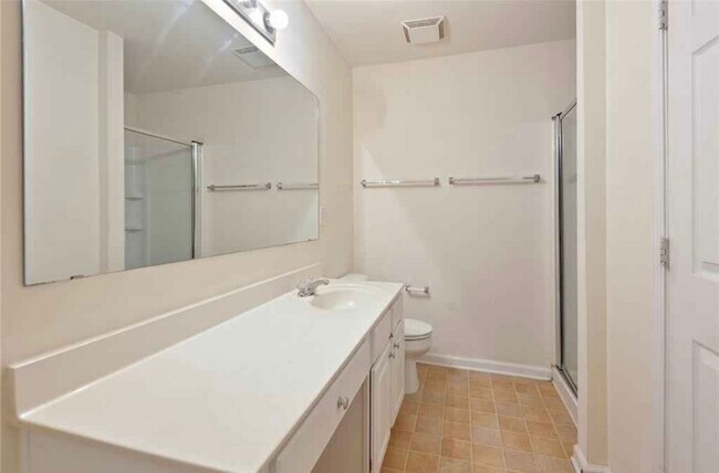 Building Photo - 769 Crestwell Cir SW