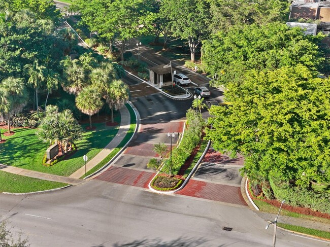 Building Photo - 1017 NW 124th Ave