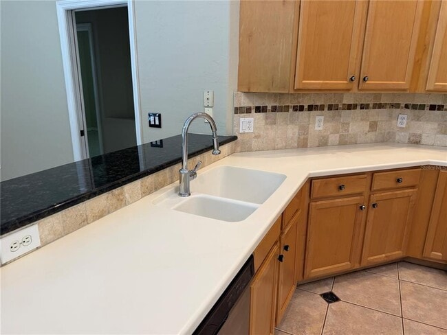 Building Photo - 6506 Waters Edge Way
