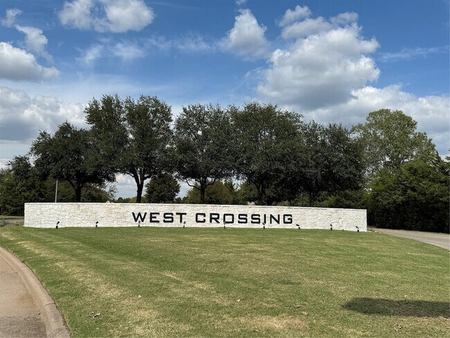 Building Photo - 308 Acklington Dr