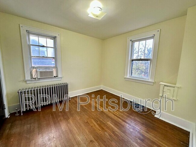 Building Photo - 3306 Shady Ave Ext