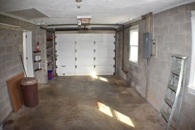 Building Photo - Rancher