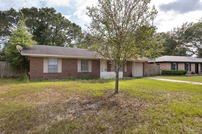 Building Photo - 525 Quigley Rd