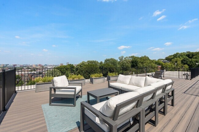 Building Photo - 249 Corey Rd