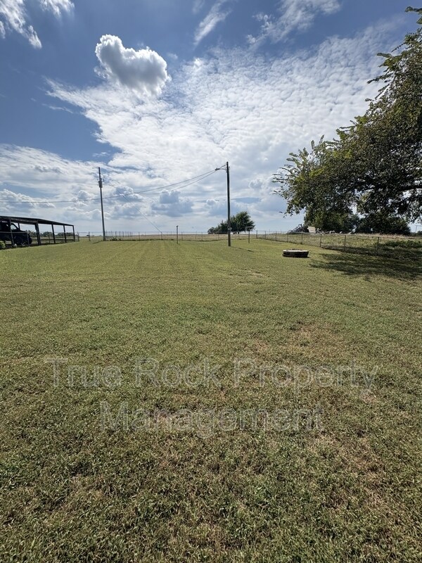 Building Photo - 23185 CR 3520