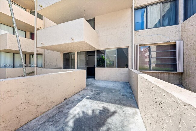 Building Photo - 10500 SW 108th Ave