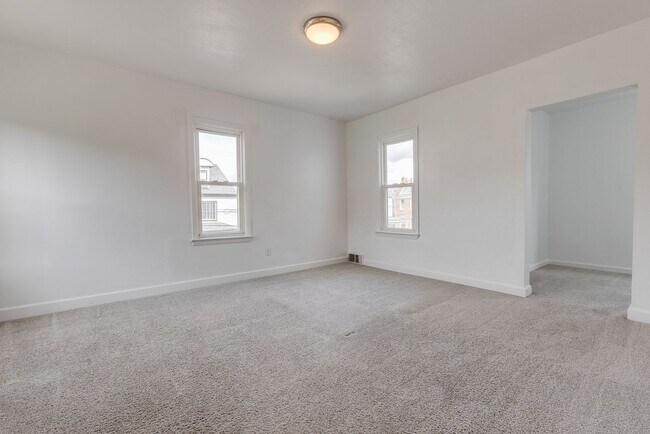 Building Photo - 221 Millbridge St