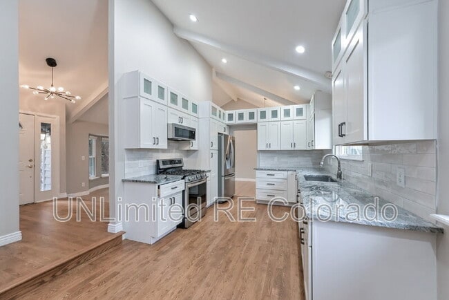 Building Photo - 7705 S Pontiac Ct