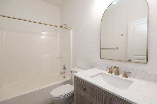 Building Photo - 20688 White Dove Ln