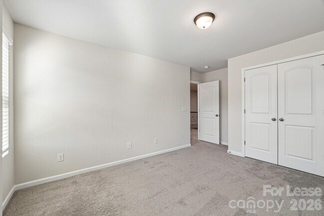 Building Photo - 15618 Little Bluestem St