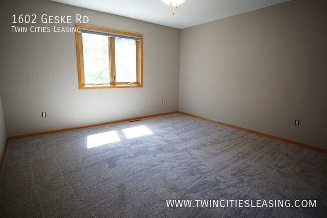 Building Photo - 1602 Geske Rd