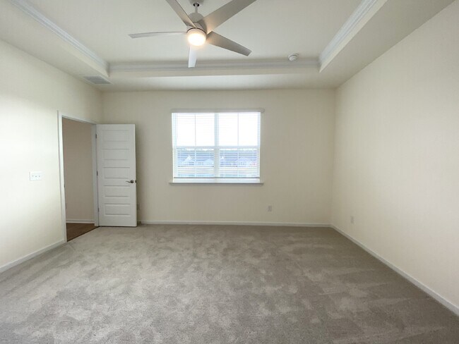 Building Photo - Light, Bright and Beautiful New Construction Home!