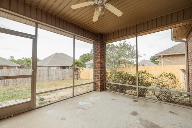 Building Photo - 406 Pendo Pl