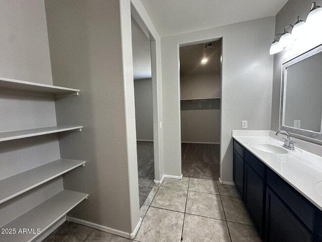 Building Photo - 3066 N Lainey Ln
