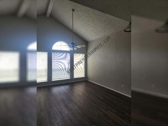 Building Photo - 3608 Garden Springs Dr