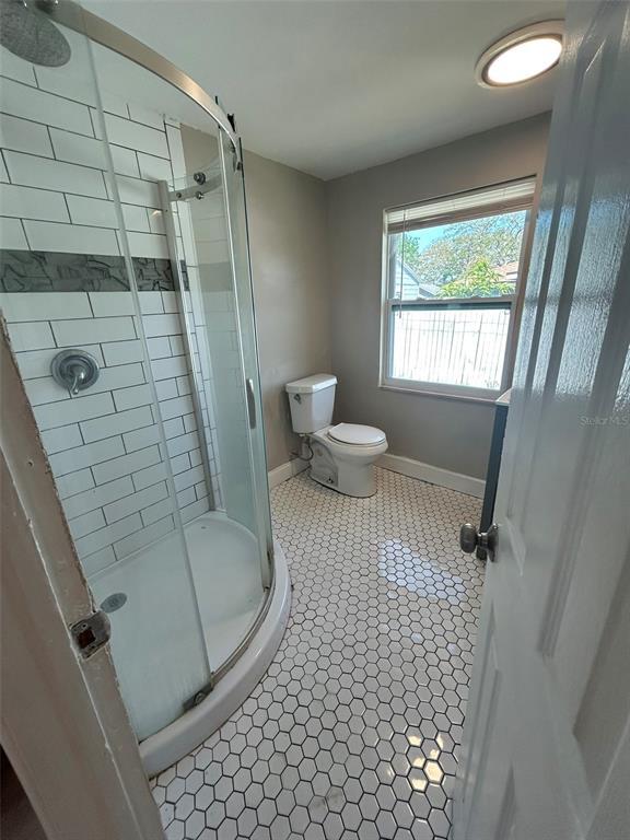 Building Photo - 626 29th Ave S