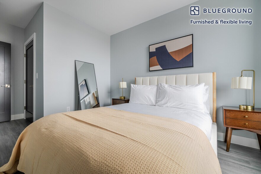 Building Photo - 365 Western Ave