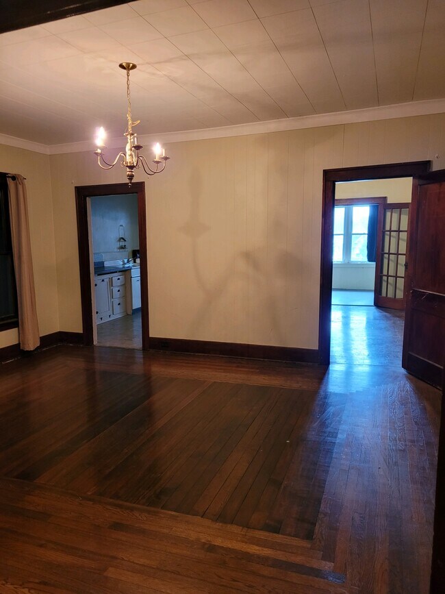 Building Photo - 186-2 S Washington St