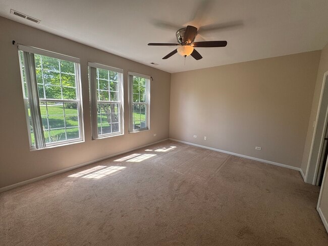 Building Photo - 1574 Millbrook Dr