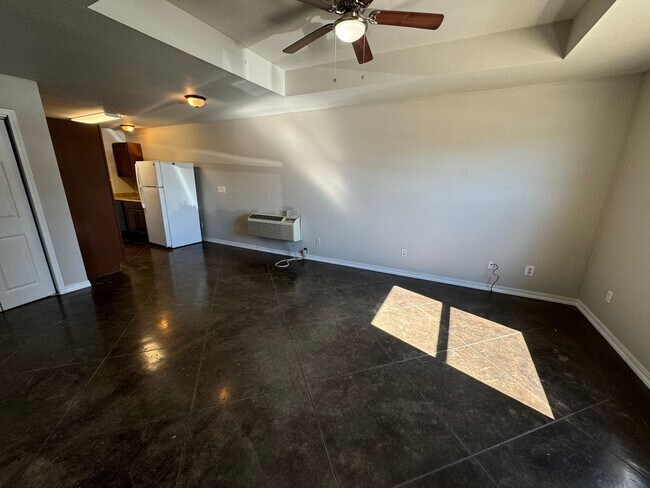 Building Photo - 2/2 Home in Sulphur Rock