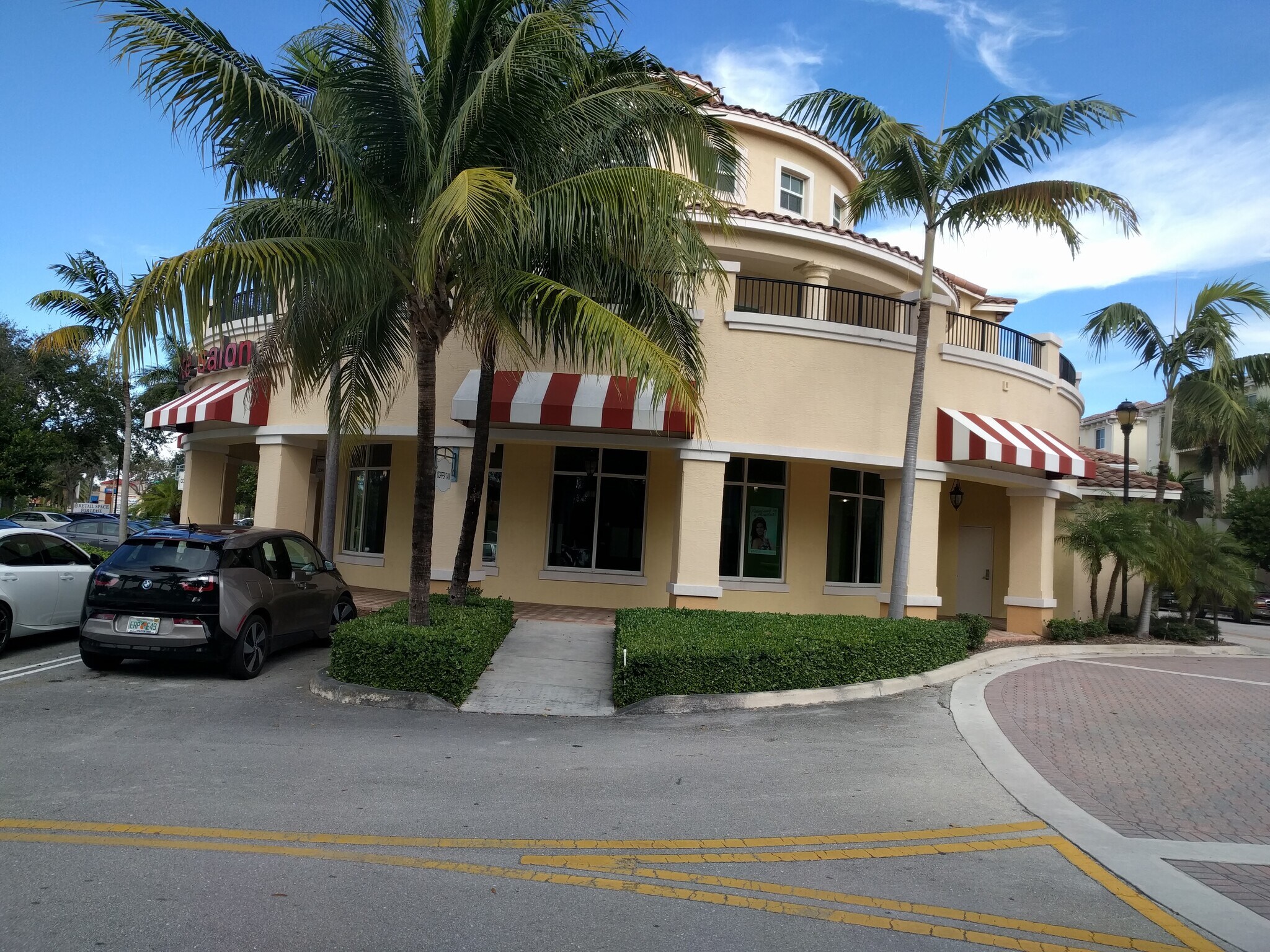 Building Photo - 3210 Renaissance Way