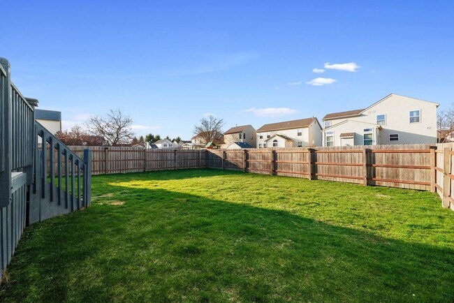 Building Photo - 5512 Meadow Passage Dr