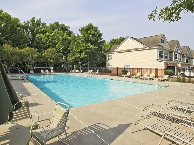 Building Photo - 3166 Cross Creek Dr