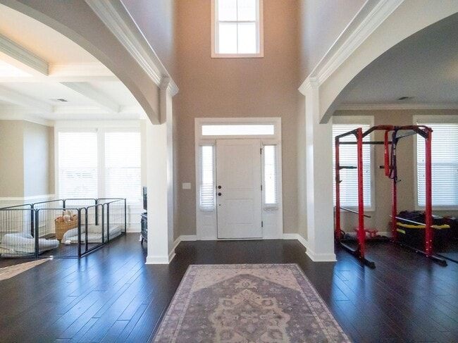 Building Photo - Elegant Richmond Hill Home with Screened Patio & Lagoon Views