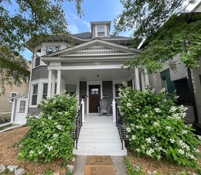 Building Photo - 643 Grand Ave