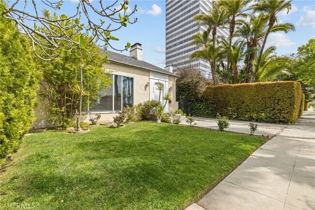 Building Photo - 6329 Warner Dr