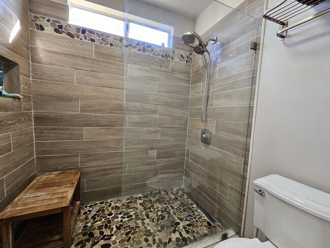 Building Photo - 91-305-305 Hoalauna Pl