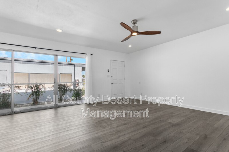 Building Photo - 46075 Ocotillo Dr