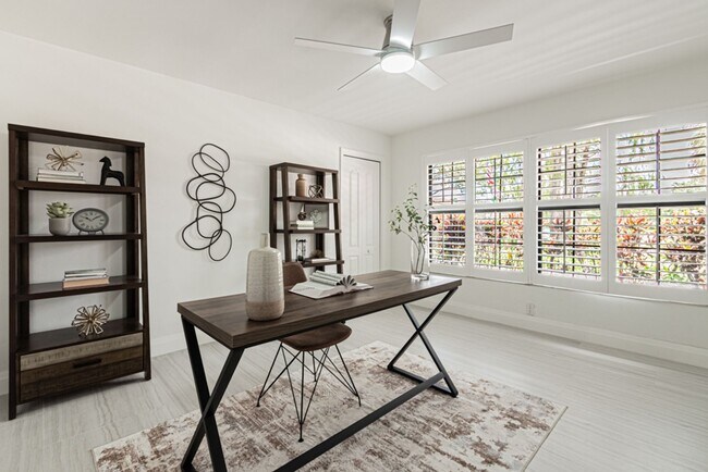 Building Photo - Naples Annual Rental –Single-Family Home w...