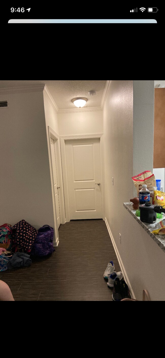 4 rooms total in apartment. 2 to the left hallway, 2 in the right hallway - 240 Onley Rd