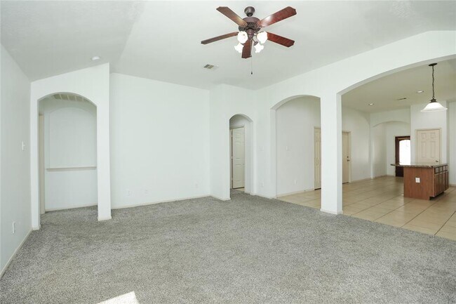 Building Photo - 6022 Sugar Field Ln