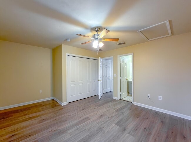 Building Photo - 1558 Devoe St