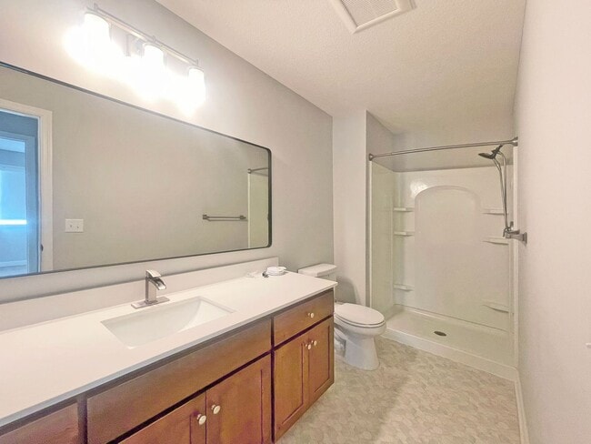 Building Photo - Sparkling Like-New 2-story w/ Full Walkout on Pond with Office-Bedroom 6, Pets OK!