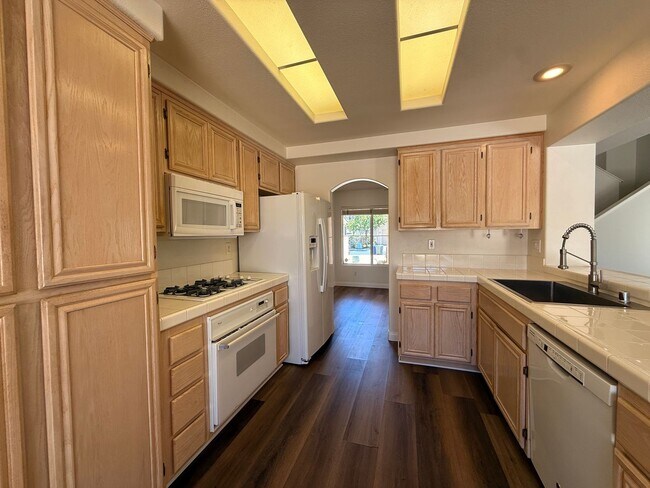 Building Photo - Spacious 4BD/2.5BA Home in Sorrento Valley with Pool, Private Balcony & In-Unit Laundry