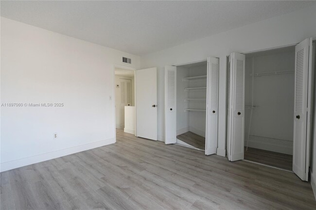 Building Photo - 3791 NW 78th Ave