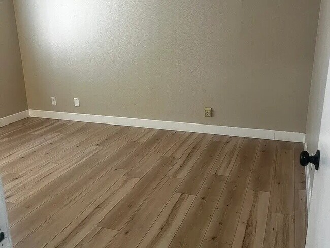 Building Photo - NICE HOME.