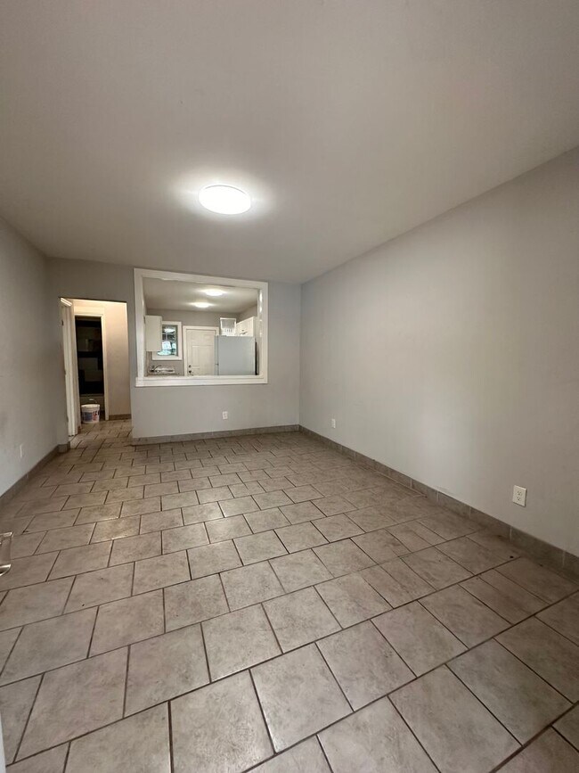 Building Photo - 3721-3727 Ogg Ave