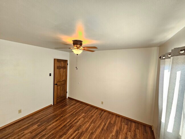 Bedroom 2 - Office - 10912 Woodland Ave NE