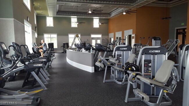 Building Photo - 7270 Saona CT