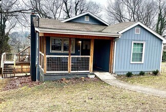 Building Photo - Adorable 1 bedroom Home wiht Office in Prime Location Near UT and Bearden