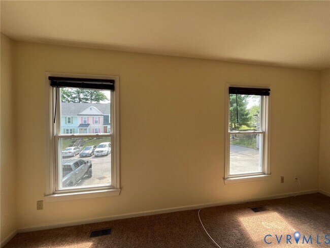 Building Photo - 8704 Hermitage Trace Cir