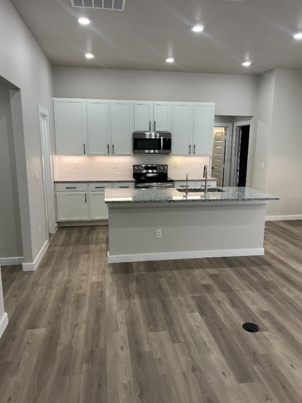 Building Photo - 2300 Copperhead Rd