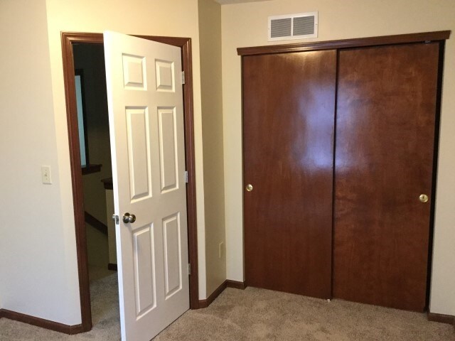 Building Photo - 9249 Belmont Pl