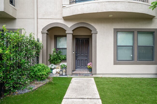 Building Photo - 1409 Rosedale St